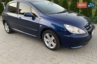 Хетчбек Peugeot 307 2002 в Іллінцях