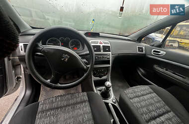 Универсал Peugeot 307 2004 в 