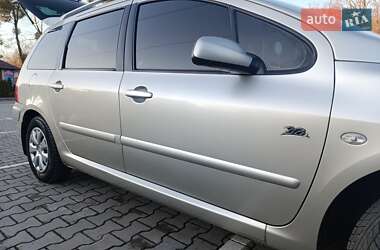 Универсал Peugeot 307 2006 в 