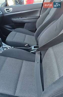 Хэтчбек Peugeot 307 2007 в 