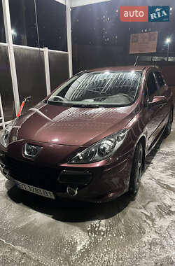 Хетчбек Peugeot 307 2006 в Коцюбинському