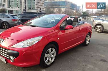 Кабриолет Peugeot 307 2007 в 