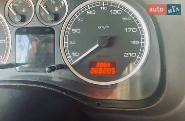 Универсал Peugeot 307 2003 в 