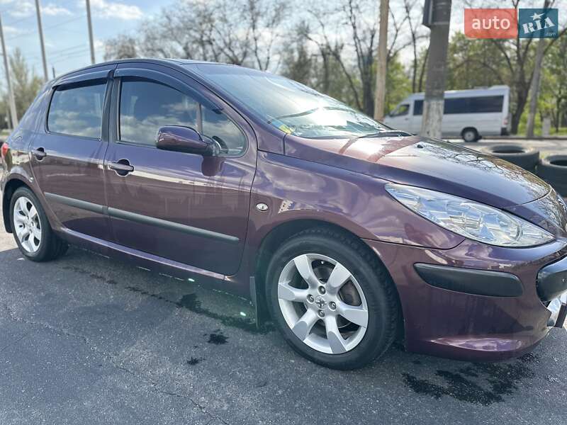 Хэтчбек Peugeot 307 2006 в Николаеве