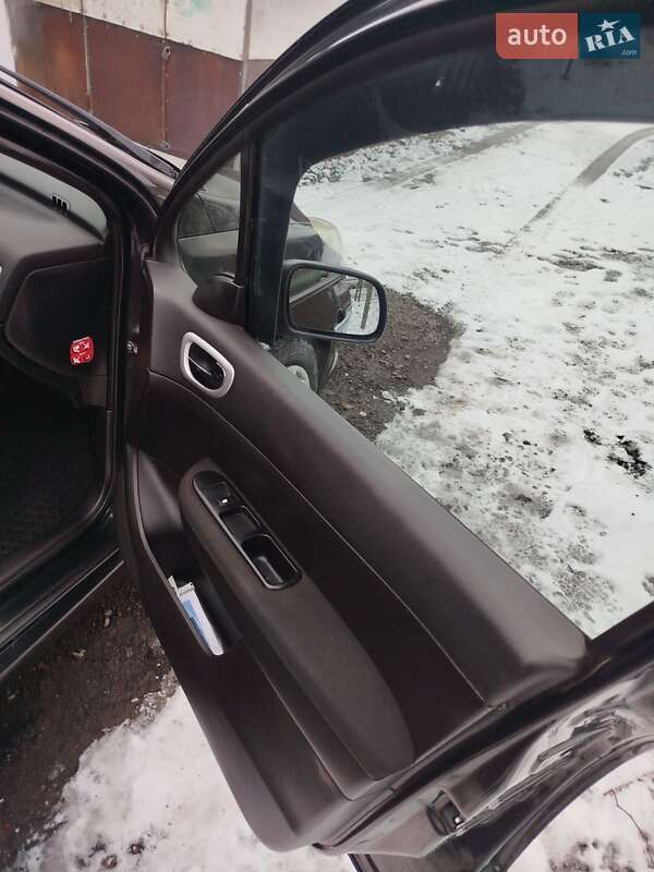 Универсал Peugeot 307 2007 в Ровно