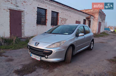 Хетчбек Peugeot 307 2005 в 