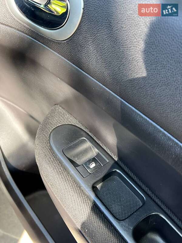 Хетчбек Peugeot 307 2002 в Івано-Франківську