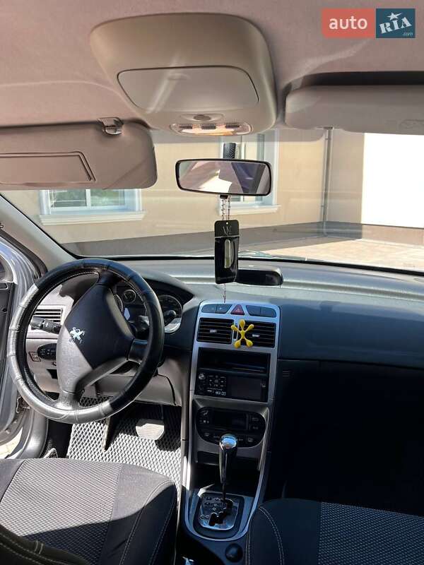 Хетчбек Peugeot 307 2002 в Івано-Франківську