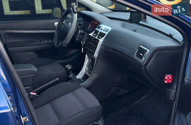 Универсал Peugeot 307 2004 в 