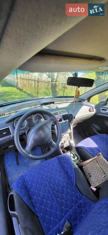 Хетчбек Peugeot 307 2003 в Бурштині