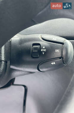 Хетчбек Peugeot 307 2002 в 