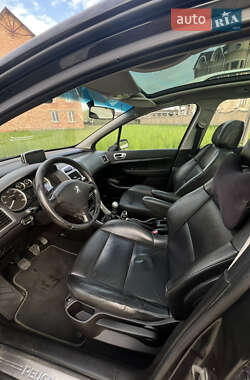 Універсал Peugeot 307 2004 в 