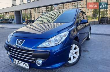Хетчбек Peugeot 307 2005 в Дніпрі