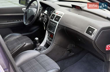 Хетчбек Peugeot 307 2003 в 