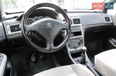 Универсал Peugeot 307 2003 в 