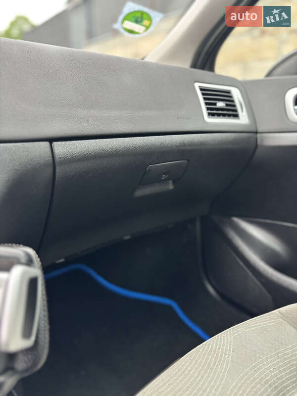 Универсал Peugeot 307 2006 в Тернополе