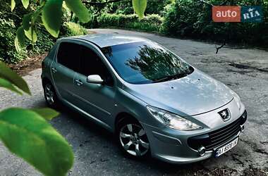 Хэтчбек Peugeot 307 2006 в Киеве