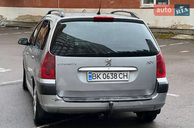 Универсал Peugeot 307 2002 в 