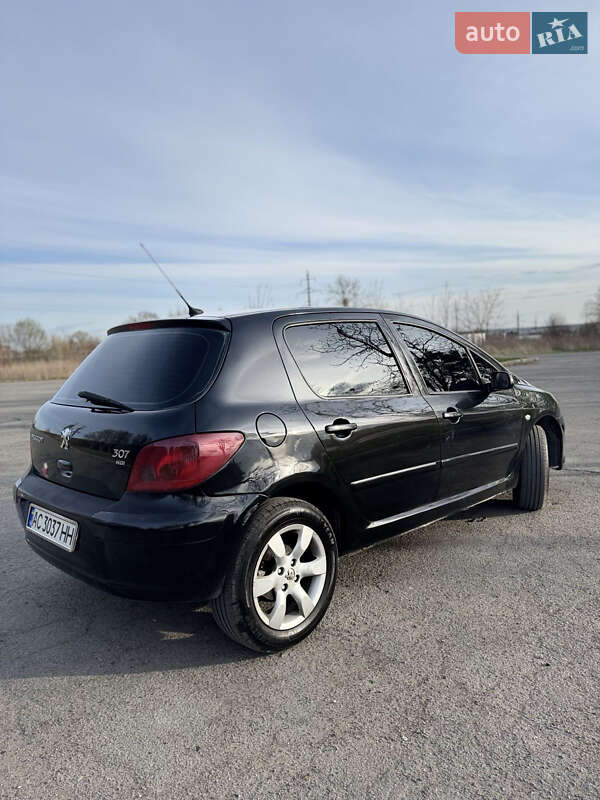 Хэтчбек Peugeot 307 2005 в Владимире