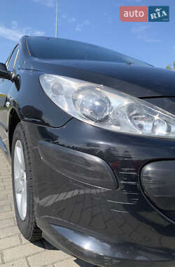 Универсал Peugeot 307 2006 в 