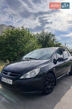 Хэтчбек Peugeot 307 2004 в Киеве