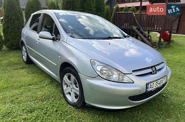 Хетчбек Peugeot 307 2004 в Рахові