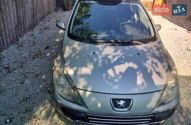 Универсал Peugeot 307 2006 в Покровском