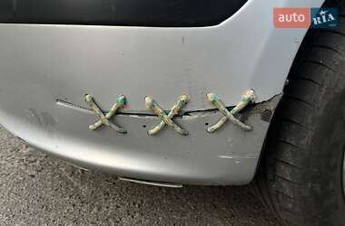 Хэтчбек Peugeot 307 2003 в 