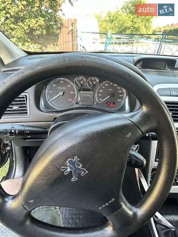 Седан Peugeot 307 2007 в Львові