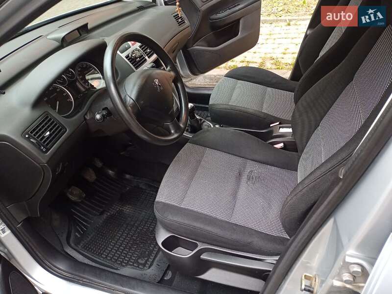 Універсал Peugeot 307 2004 в Івано-Франківську