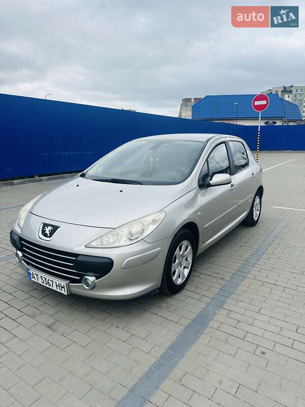 Хэтчбек Peugeot 307 2007 в Калуше