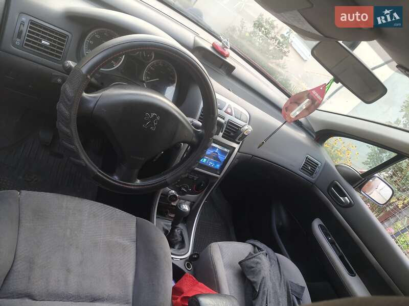 Хетчбек Peugeot 307 2004 в Києві