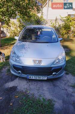 Хетчбек Peugeot 307 2006 в Ірпені