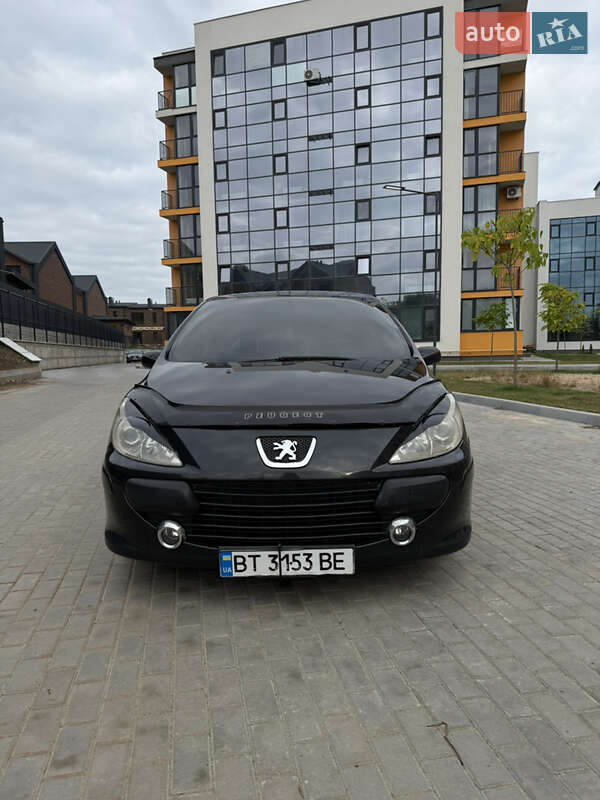 Хэтчбек Peugeot 307 2005 в Виннице