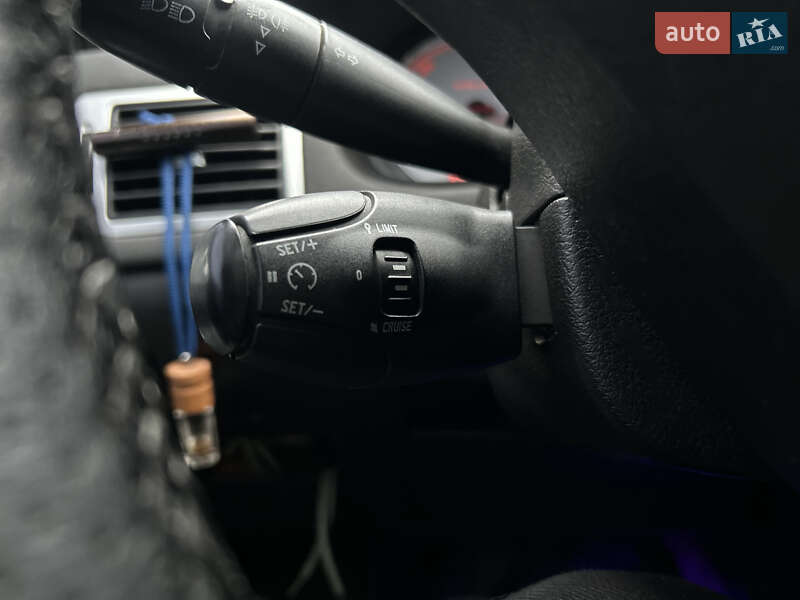 Універсал Peugeot 307 2006 в Чернівцях