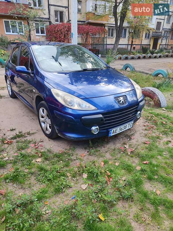 Хетчбек Peugeot 307 2006 в Дніпрі