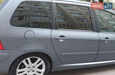 Универсал Peugeot 307 2005 в  фото 2 Универсал Peugeot 307 2005 в