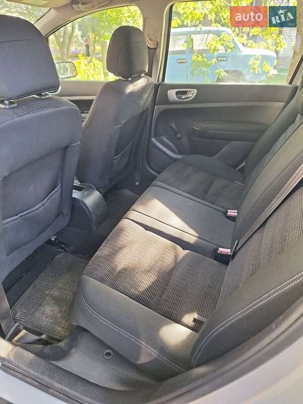 Універсал Peugeot 307 2007 в Ріпках