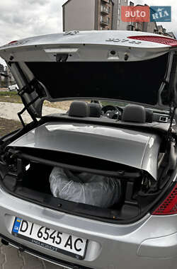 Кабриолет Peugeot 307 2004 в  фото 13 Кабриолет Peugeot 307 2004 в