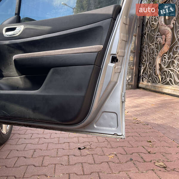 Хэтчбек Peugeot 307 2002 в Хмельницком фото 10 Хэтчбек Peugeot 307 2002 в Хмельницком