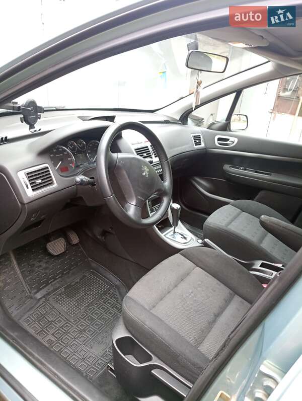Универсал Peugeot 307 2005 в Ровно