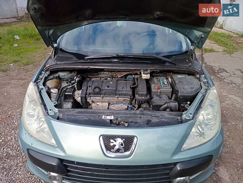 Универсал Peugeot 307 2005 в Ровно