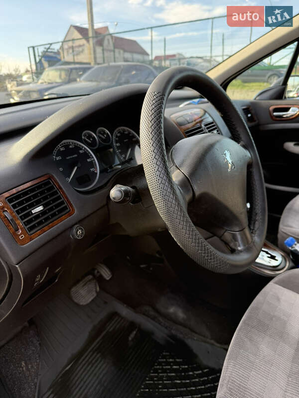 Хэтчбек Peugeot 307 2002 в Каменец-Подольском фото 8 Хэтчбек Peugeot 307 2002 в Каменец-Подольском