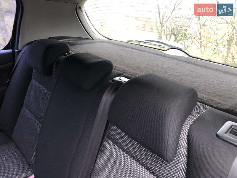 Хетчбек Peugeot 307 2004 в Сторожинці