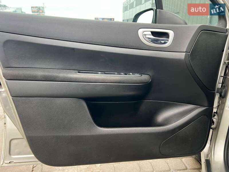 Универсал Peugeot 307 2008 в Львове