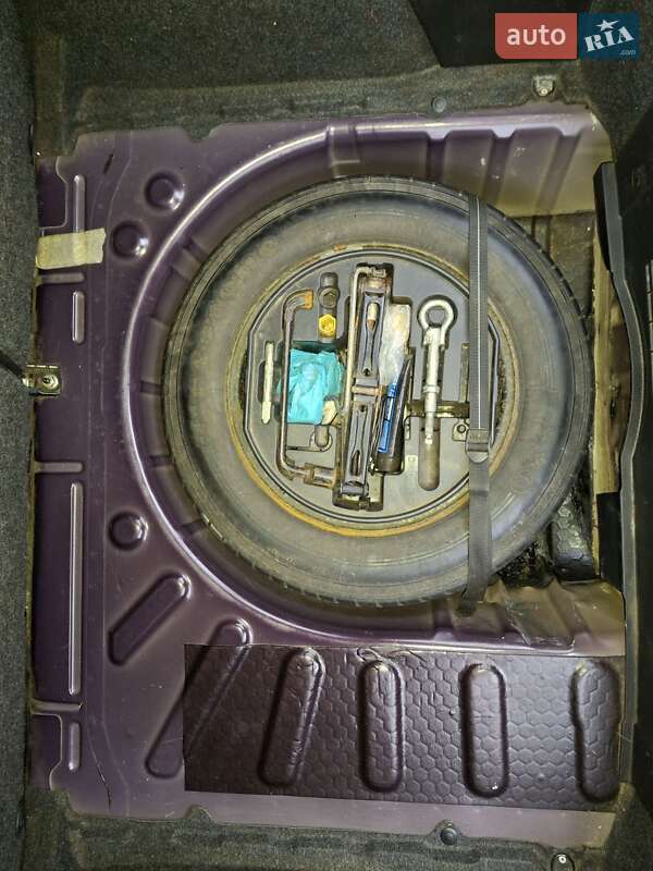 Хэтчбек Peugeot 307 2006 в Обухове