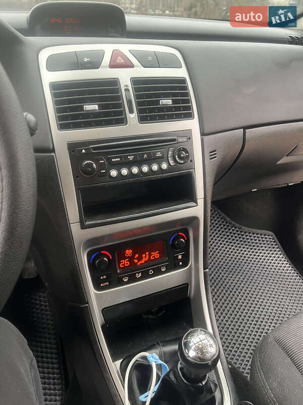 Универсал Peugeot 307 2005 в Ровно фото 15 Универсал Peugeot 307 2005 в Ровно