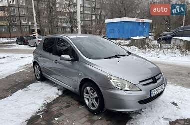 Хэтчбек Peugeot 307 2004 в Днепре