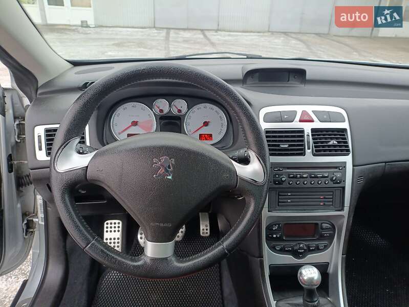 Кабріолет Peugeot 307 2003 в Лубнах