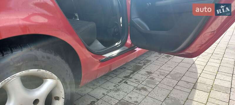 Хэтчбек Peugeot 307 2004 в Ужгороде